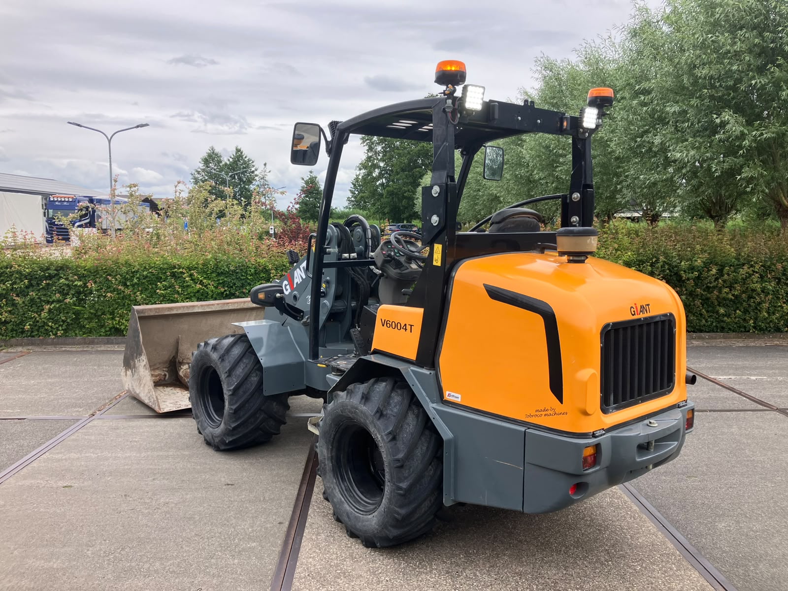 Giant 6004T midishovel - Image 2