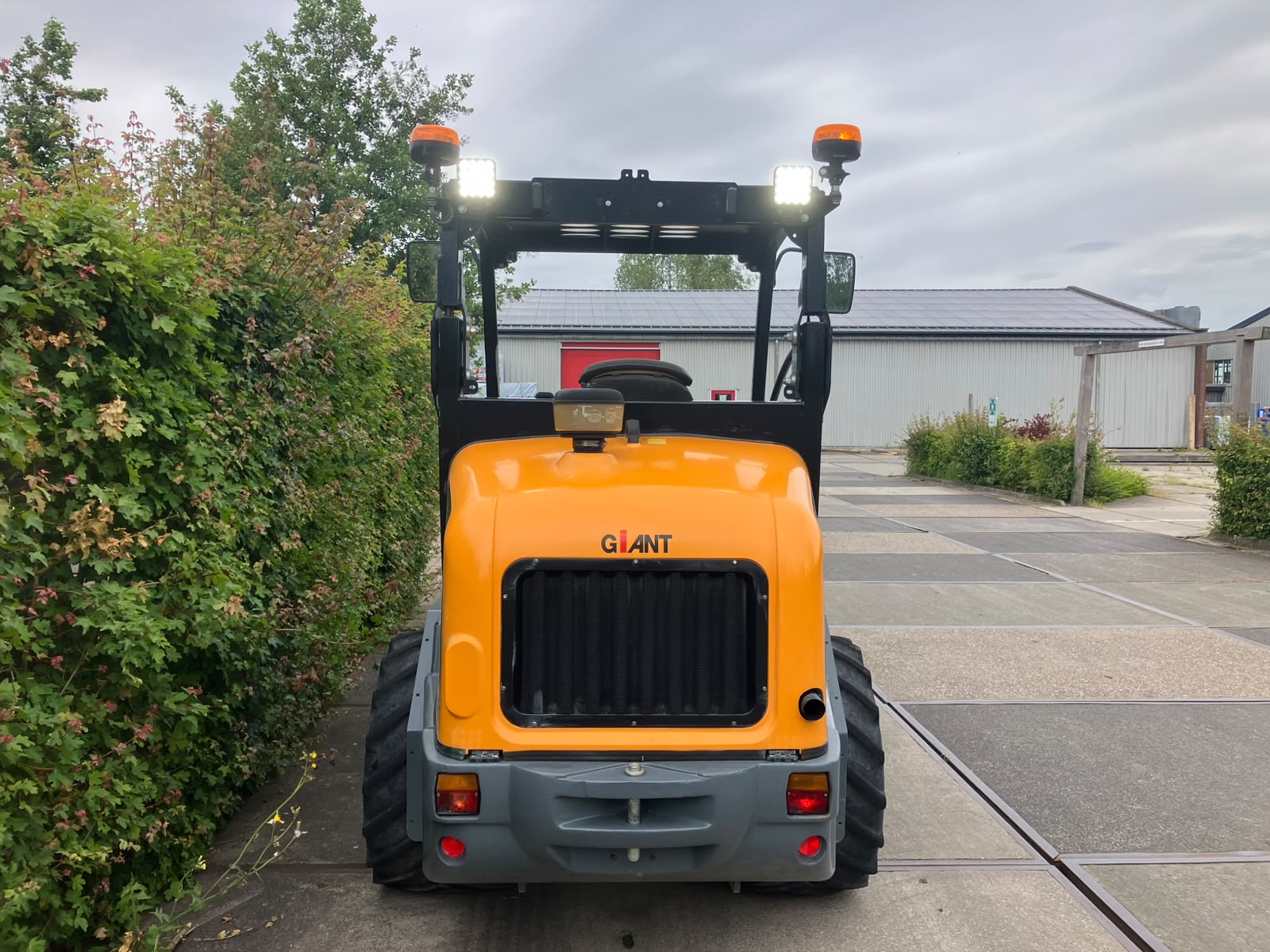 Giant 6004T midishovel - Image 4