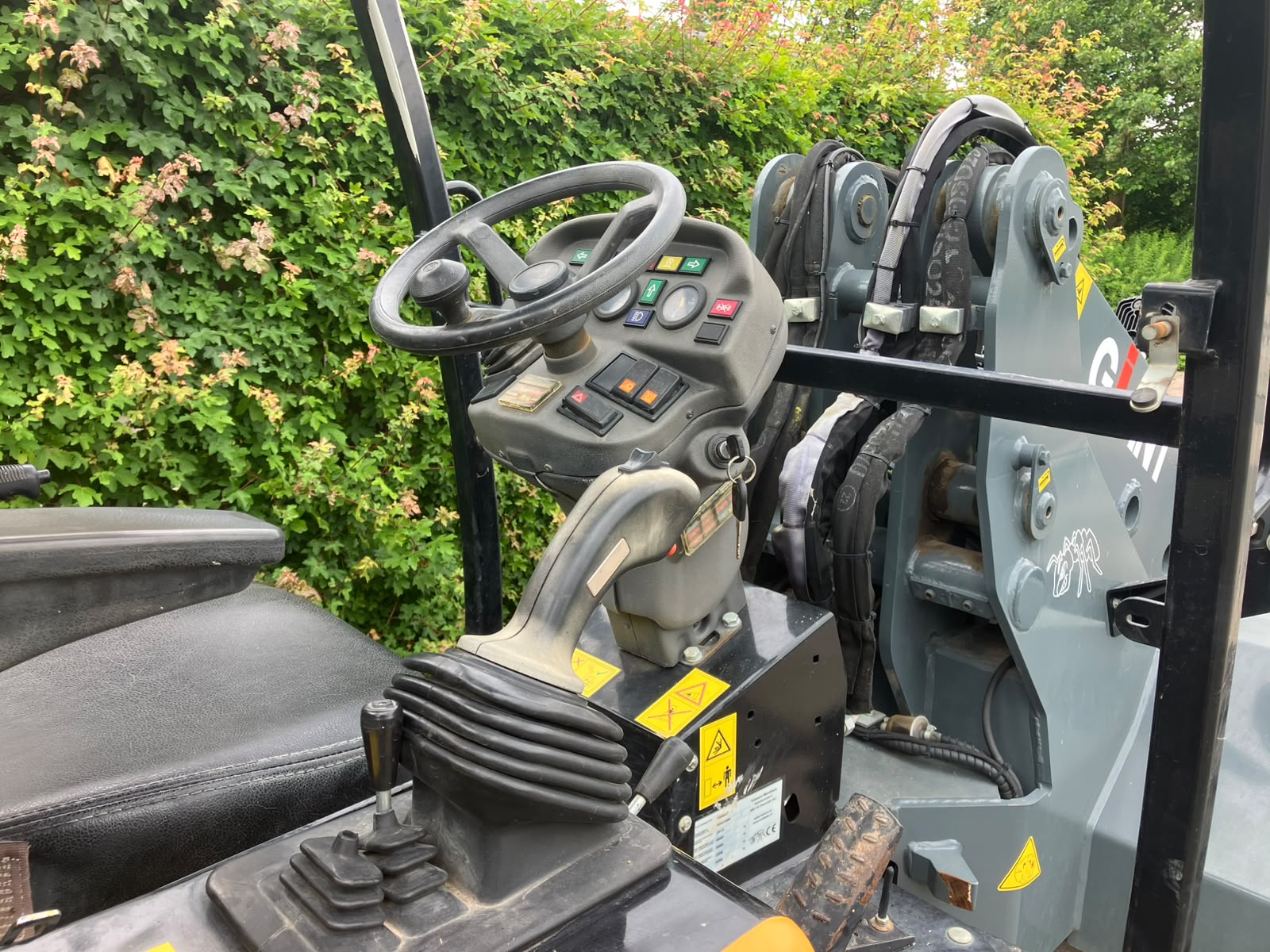 Giant 6004T midishovel - Image 11