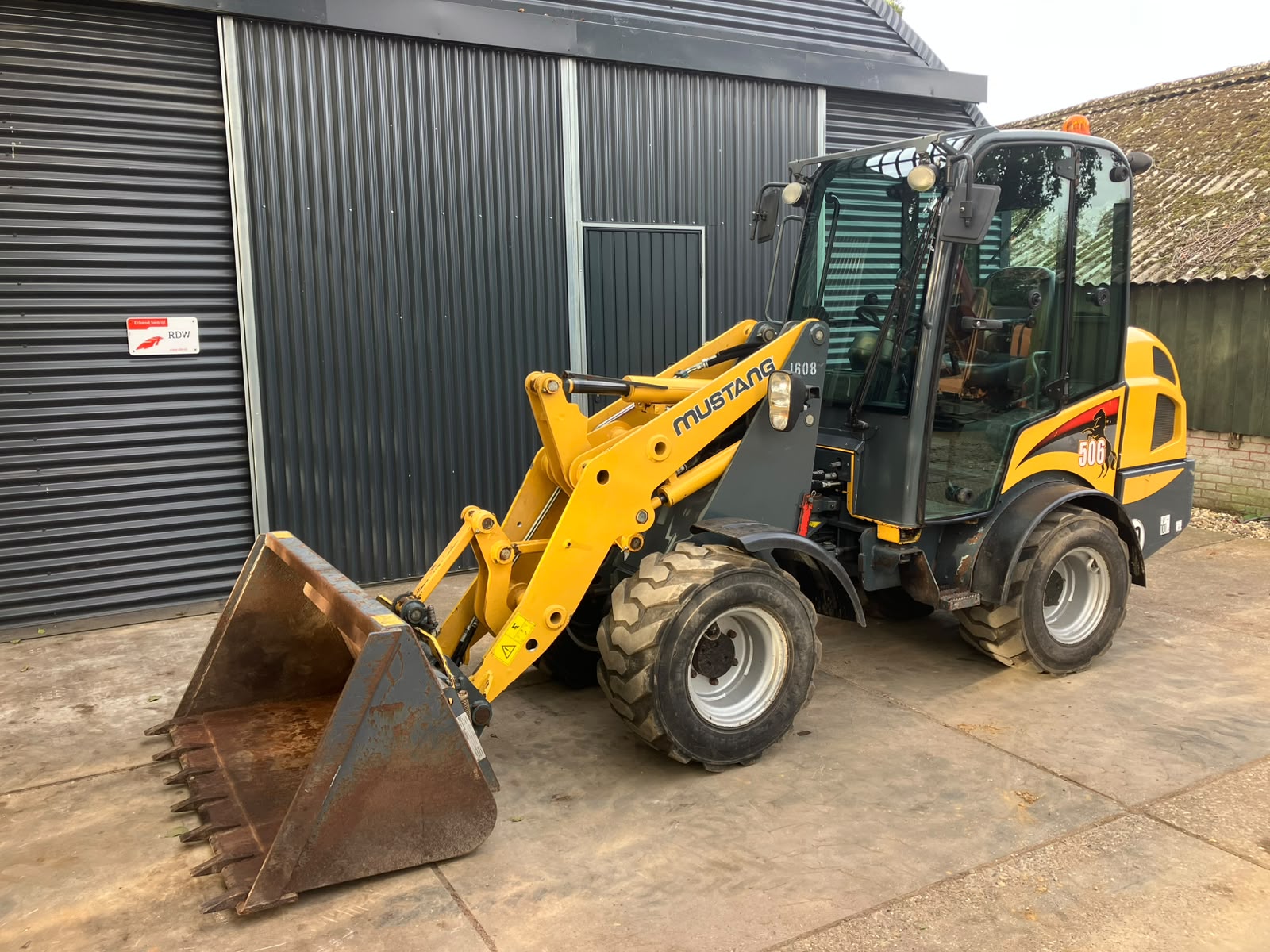 Gebruikte machine Mustang / Manitou AL 506