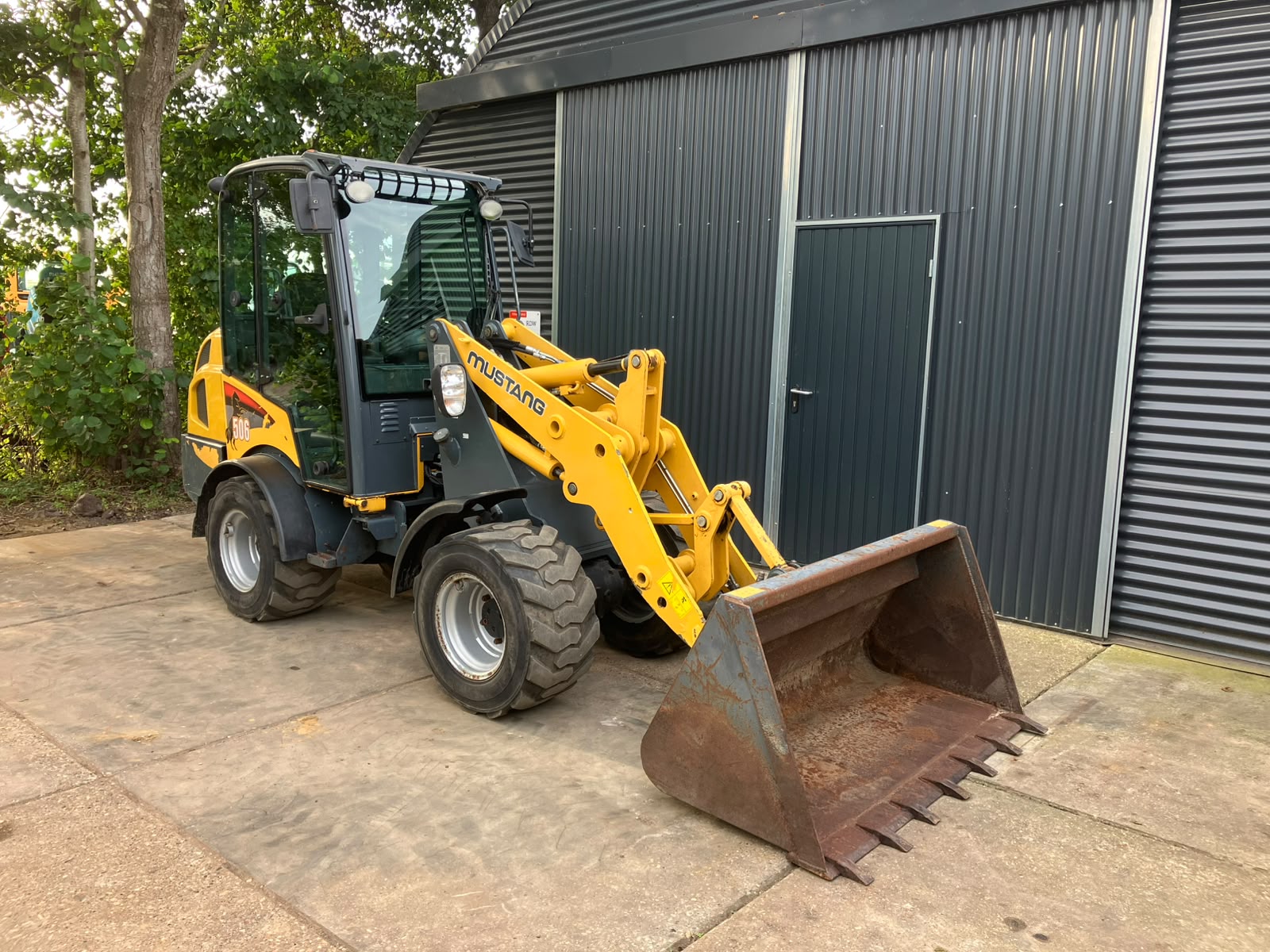 Gebruikte machine Mustang / Manitou AL 506